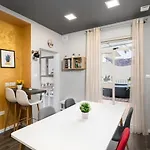 Pearl Pad - Stylish Seaside Duplex With Hot Tub - Διαμέρισμα Σλιέμα