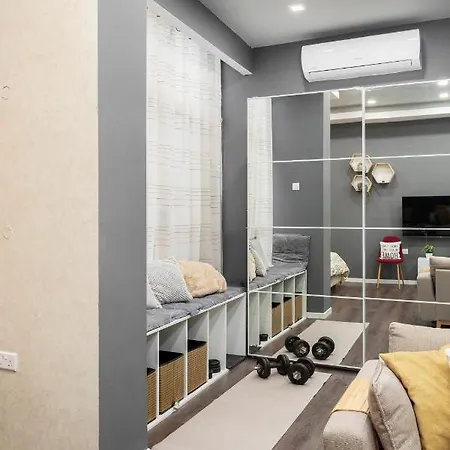 Pearl Pad - Stylish Seaside Duplex With Hot Tub - Sliema