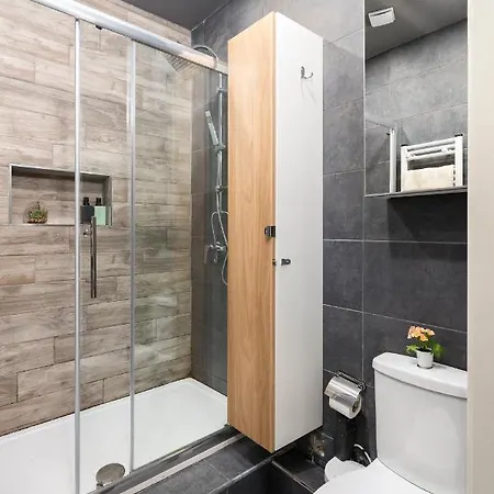 Pearl Pad - Stylish Seaside Duplex With Hot Tub -